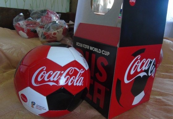 Продам мяч в Самаре, Новый футболный Coca-Cola world cup 2018