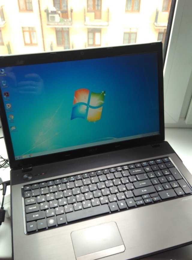 Продам ноутбук 10.0, Acer, Windows в Москве, 7551g, Стоит новая винда и офис Новый