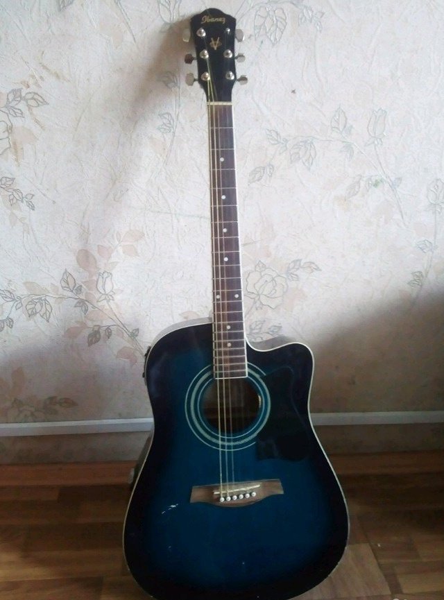 Продам гитару в Омске, Гитара акустическая, Ibanez