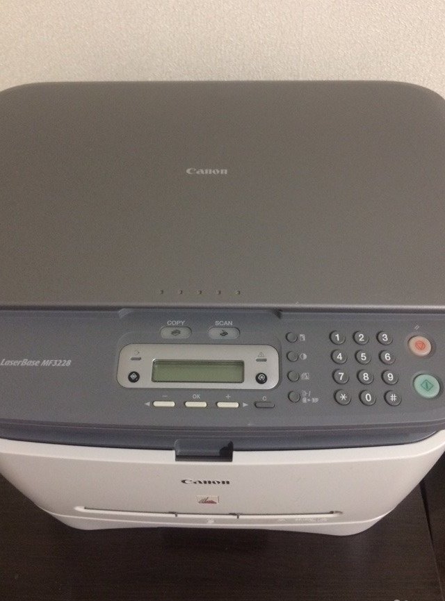 Продам МФУ в Челябинске, Принтер/Сканер/Копир, Canon LaserBase MF3228, Модель MF3228