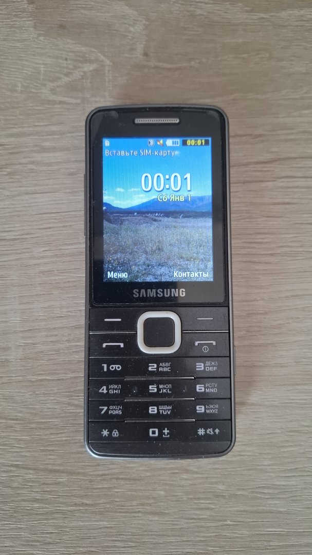 Продам смартфон Samsung, классический в городе Симферополь, Диагональ:2, 4 дюйм, Размер