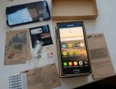 Продам смартфон Samsung, классический в Санкт-Петербурге, Оригинал, трещинка на cтекле