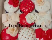 Продам десерты в Омске, Капкейки, ванильные, шоколадные с начинкой, Джем, карамель