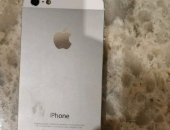 Продам смартфон Apple, iOS, классический в Владивостоке, iPhone 5, телефон, разбит экран
