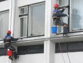 В Новосибирске, Дует от окна зимой, хотя рама достаточно плотно закрыта? Образовался